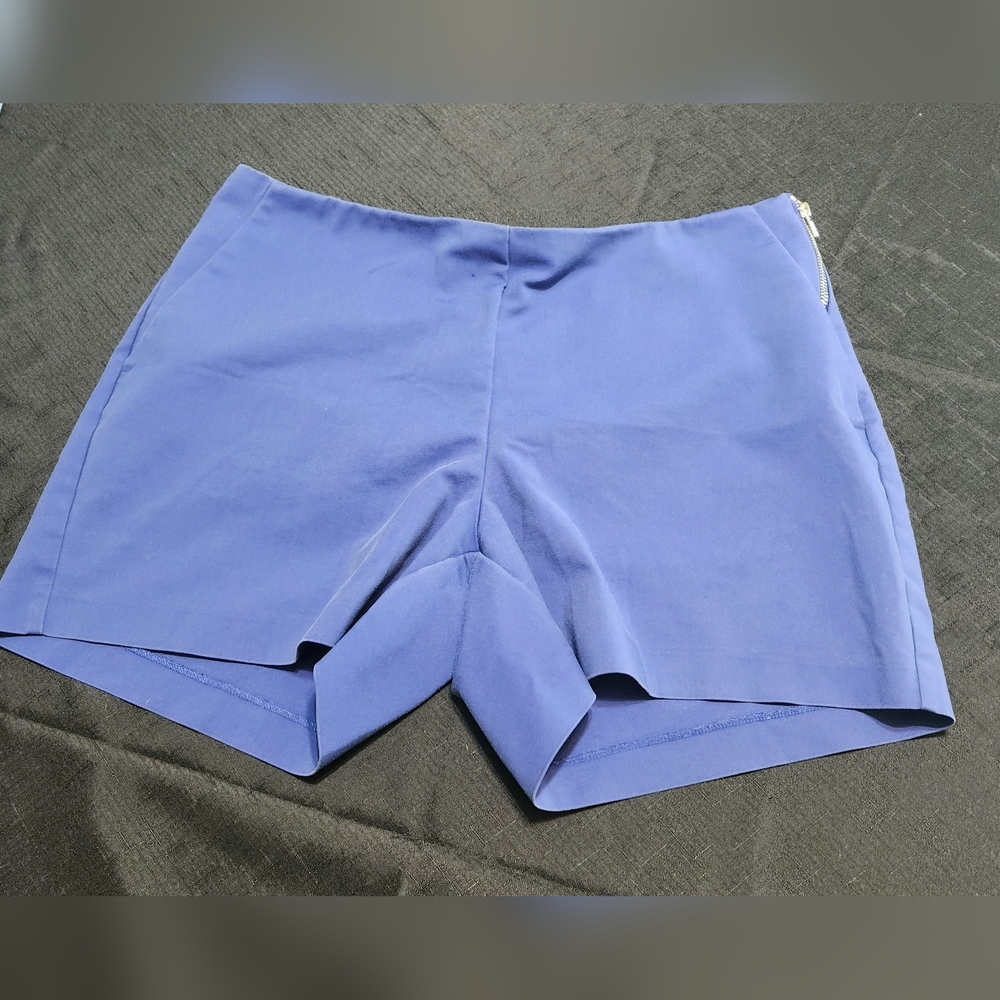 Elloquii blue shorts. Size 14